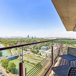Sky9 District 3 Apartment